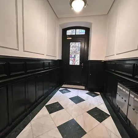 Apartment Churruca With Terrace